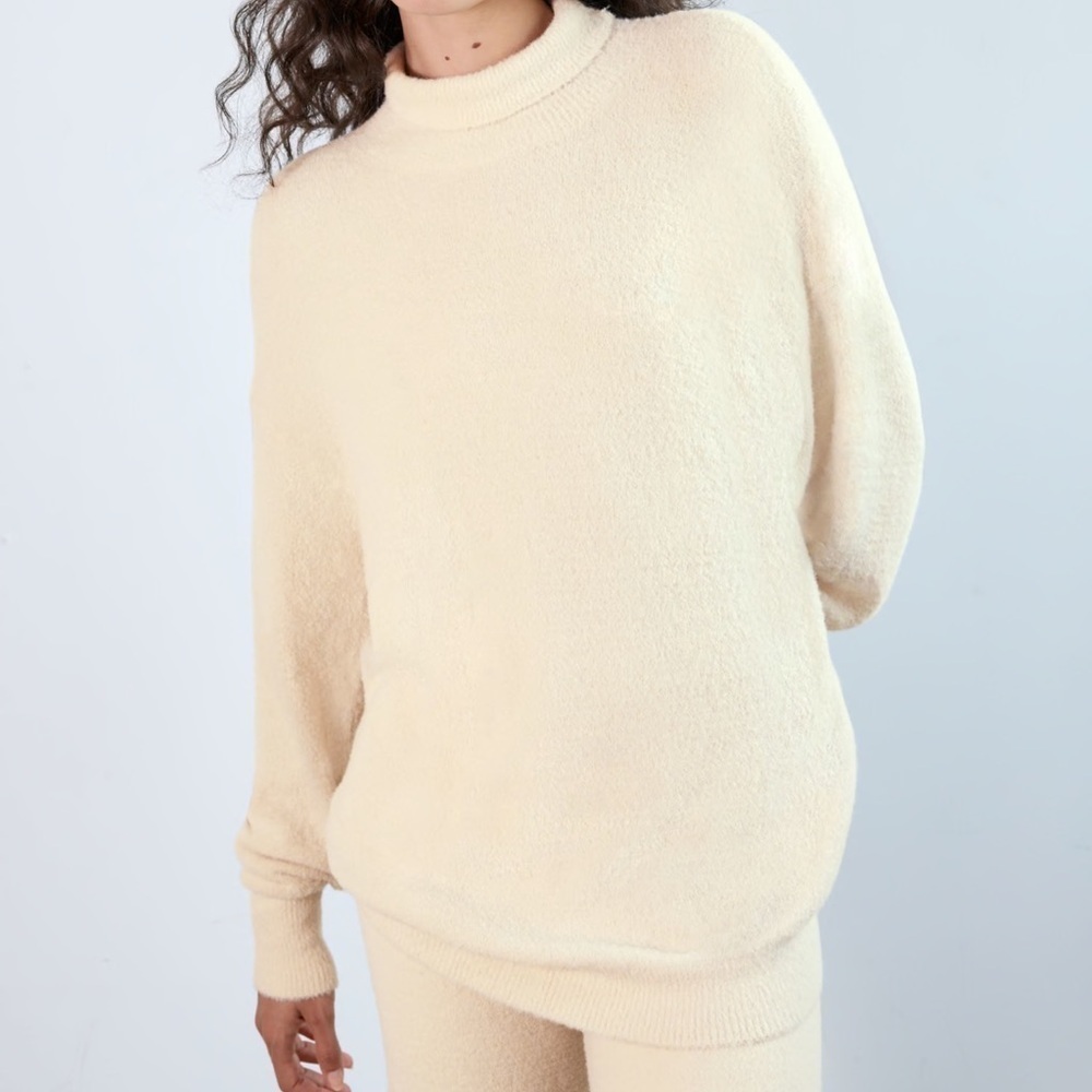 Wilfred Free Hush Knit Turtleneck Sweater Cream